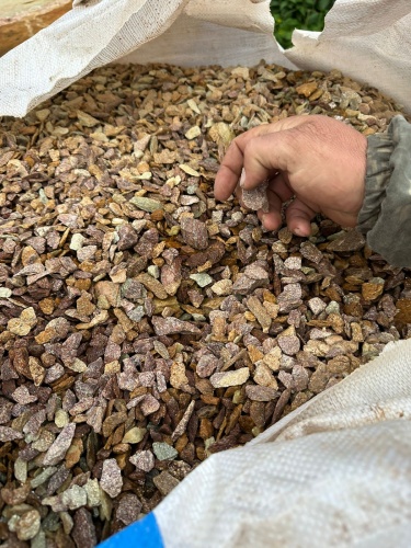 Златолит персиковый декоративная каменная крошка купить в Лениногорске