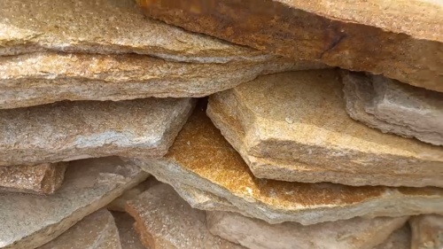 Плитняк златолит жёлтый золотистый для фасада 1,5-3см купить в Лениногорске