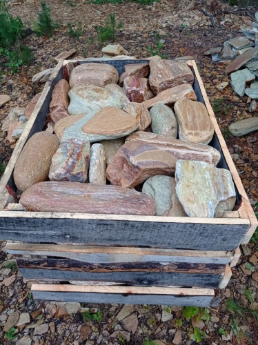 Златолит жёлтый, жёлто-зелёный глыбки и валуны для ланшафтного дизайна купить в Лениногорске