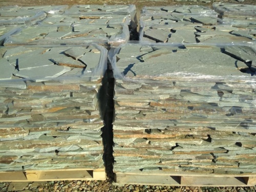 Плитняк златолит зелёный для цоколя, отмостки купить в Лениногорске