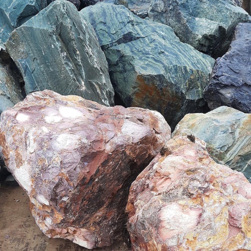 Ландшафтные глыбы красно-фиолетовые 200-1000 килограмм купить в Лениногорске