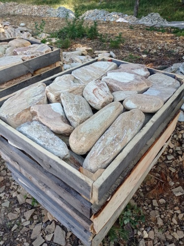 Златолит жёлтый, жёлто-зелёный глыбки и валуны для ланшафтного дизайна купить в Лениногорске