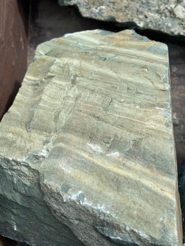 Ландшафтные глыбы зелёные 200-500 килограмм купить в Лениногорске